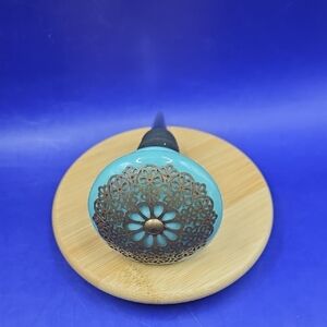 Turquoise Ceramic Decorative Bottle Stopper Wirh Metal Filigree Design